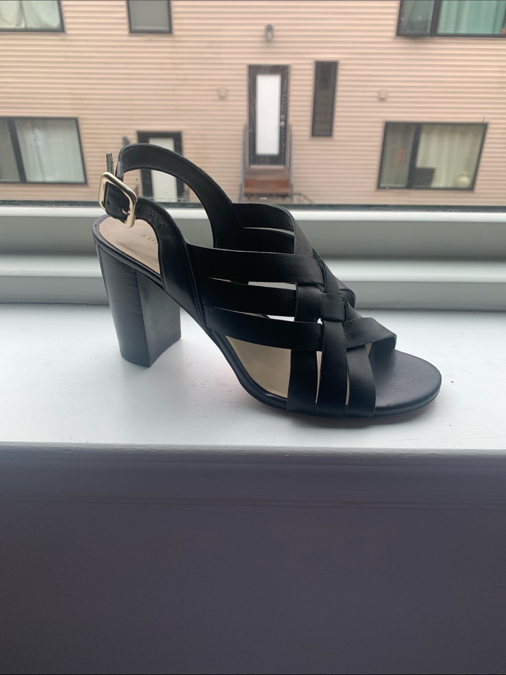 ANN TYLOR Black Woven Leather Block Heel Sandal